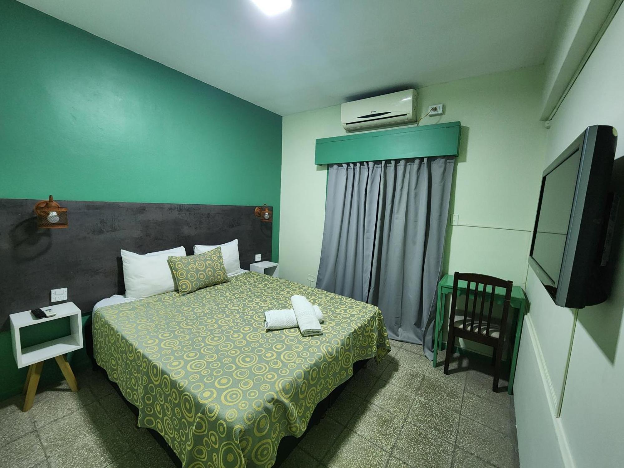 Hotel Juan B Justo Mendoza Luaran gambar